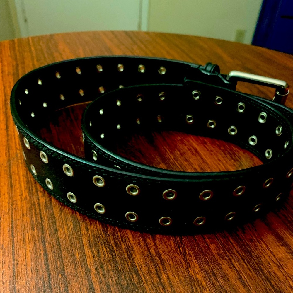 Authentic Guess belt 💗
